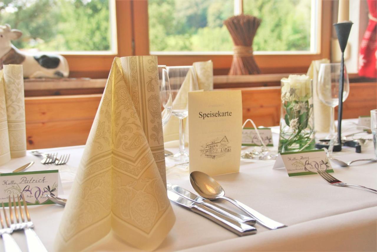Traditions-Gasthaus Bayrischer Hof Лойткирх-им-Алльгой Экстерьер фото